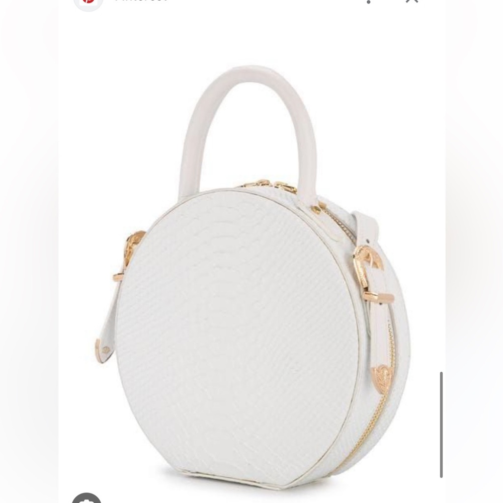 White Round Bag with Western Buckle